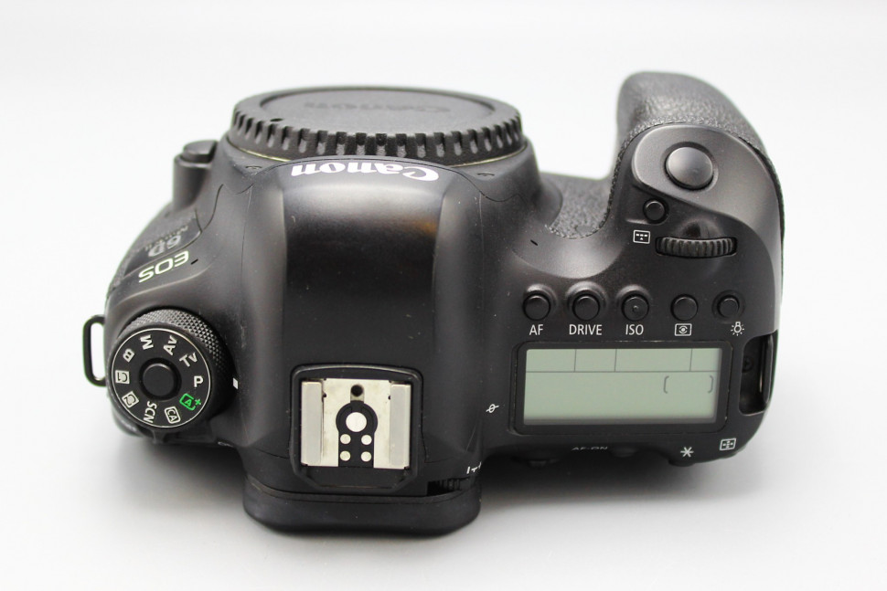 Canon EOS 6D Mark II (19.000 кадров)