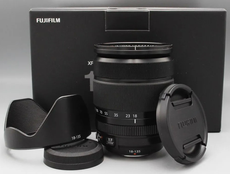 Fujifilm XF 18-135mm f/3.5-5.6 R LM OIS WR (сост. 5-)