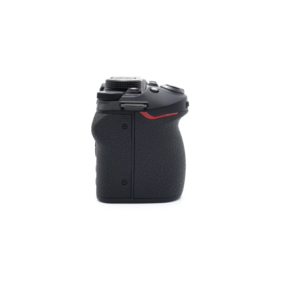 Nikon Z30 (1.400 кадров)