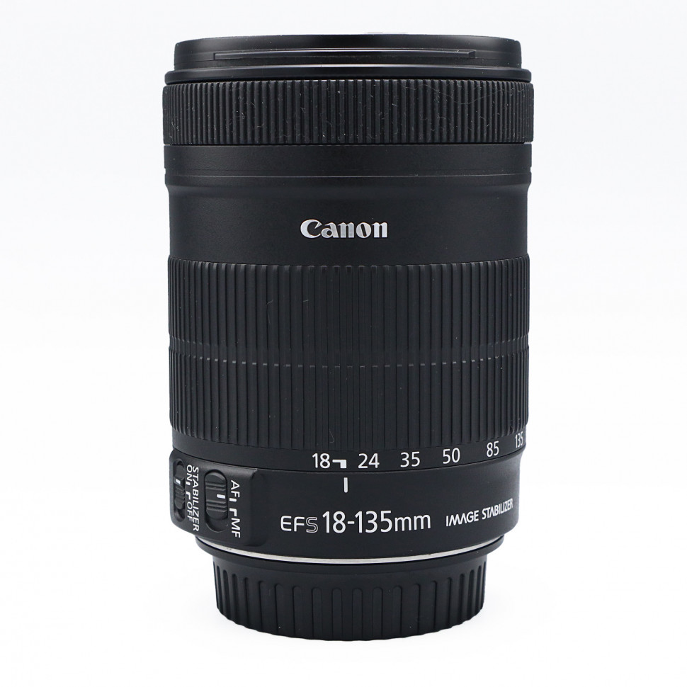 Canon EF-S 18-135mm f/3.5-5.6 IS (состояние 4)