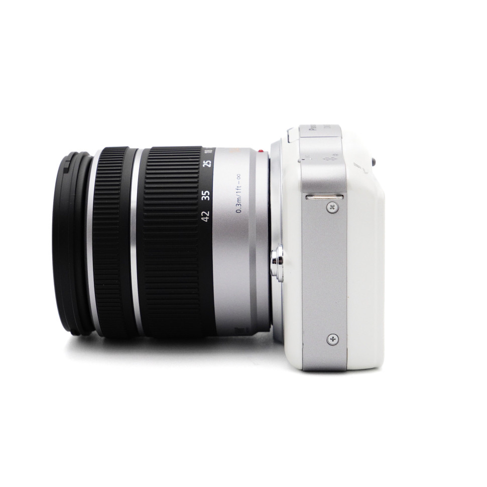 Panasonic Lumix GF3 Kit 14-42mm (состояние 4)