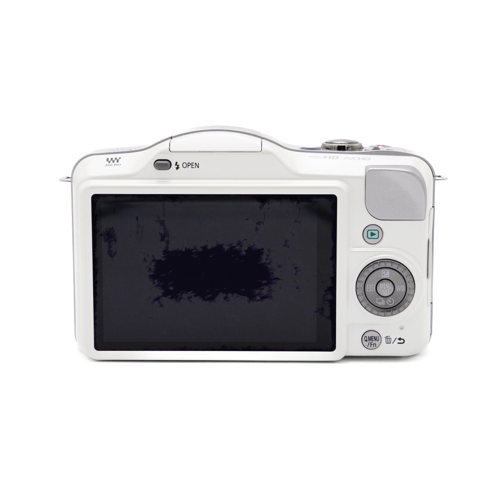 Panasonic Lumix GF3 Kit 14-42mm (состояние 4)