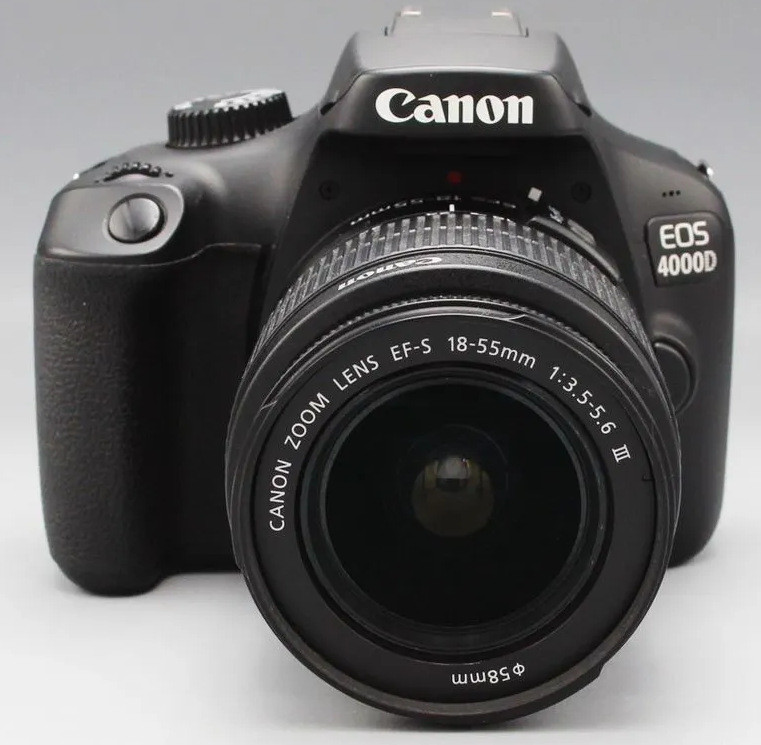 Canon EOS 4000D Kit 18-55mm III(16800 кадров)