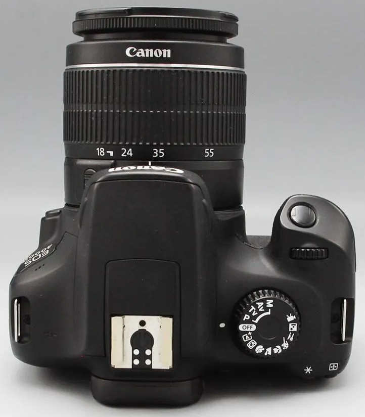 Canon EOS 4000D Kit 18-55mm III(16800 кадров)