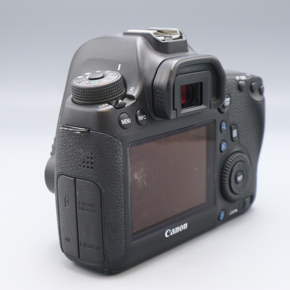 Canon EOS 6D body (17800 кадров)