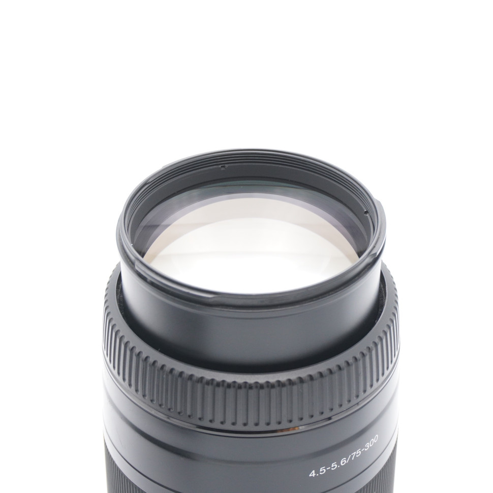 Sony 75-300mm f/4.5-5.6 SAL (состояние 4)