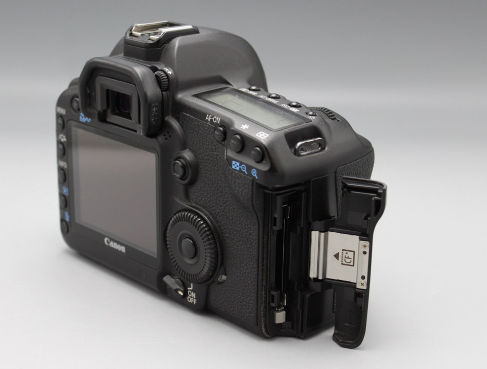 Canon EOS 5D Mark II  (34500 кадров)