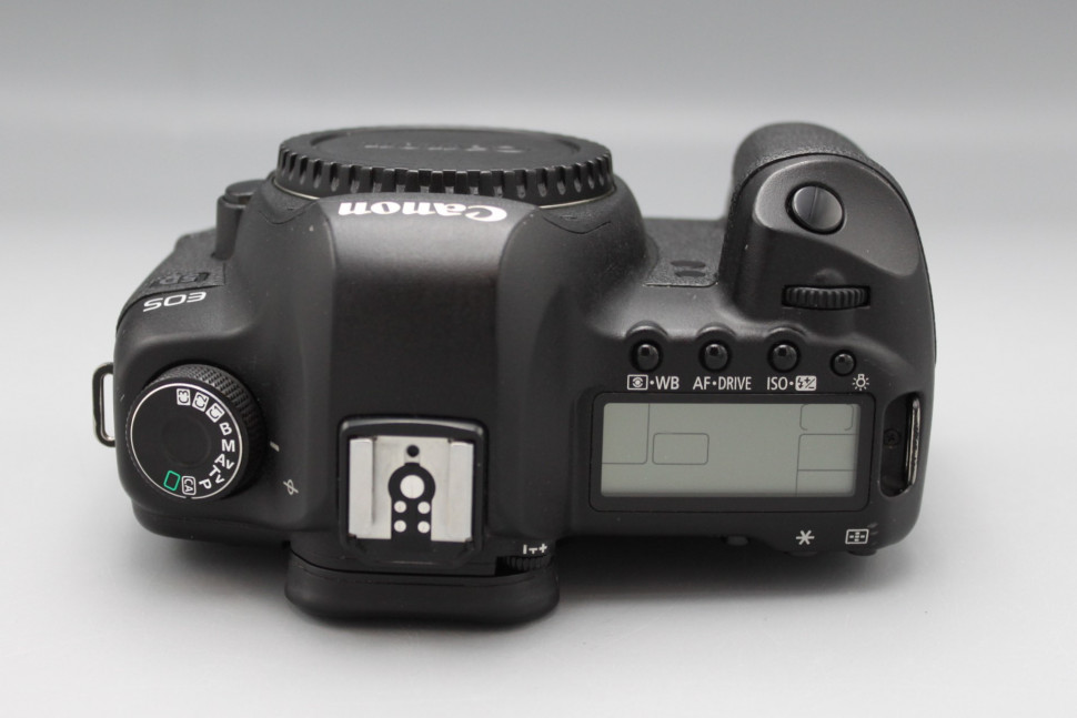 Canon EOS 5D Mark II  (34500 кадров)