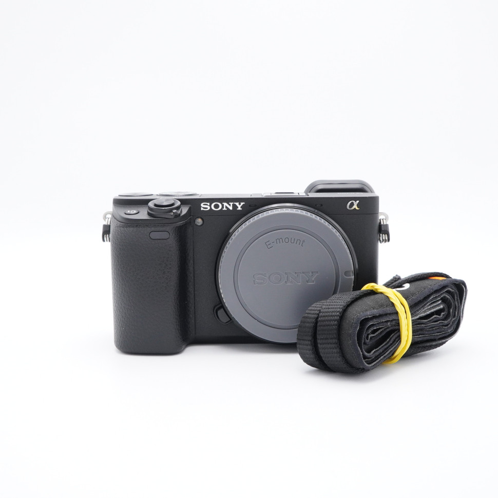 Sony a6400 body  (4000 кадров)