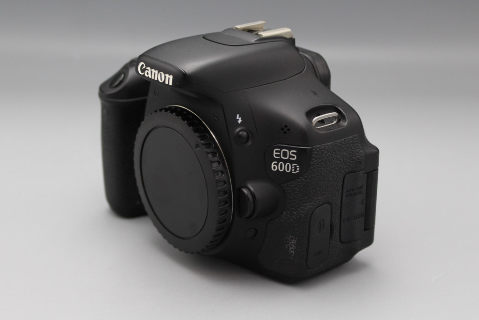 Canon EOS 600D Body (39800 кадров)