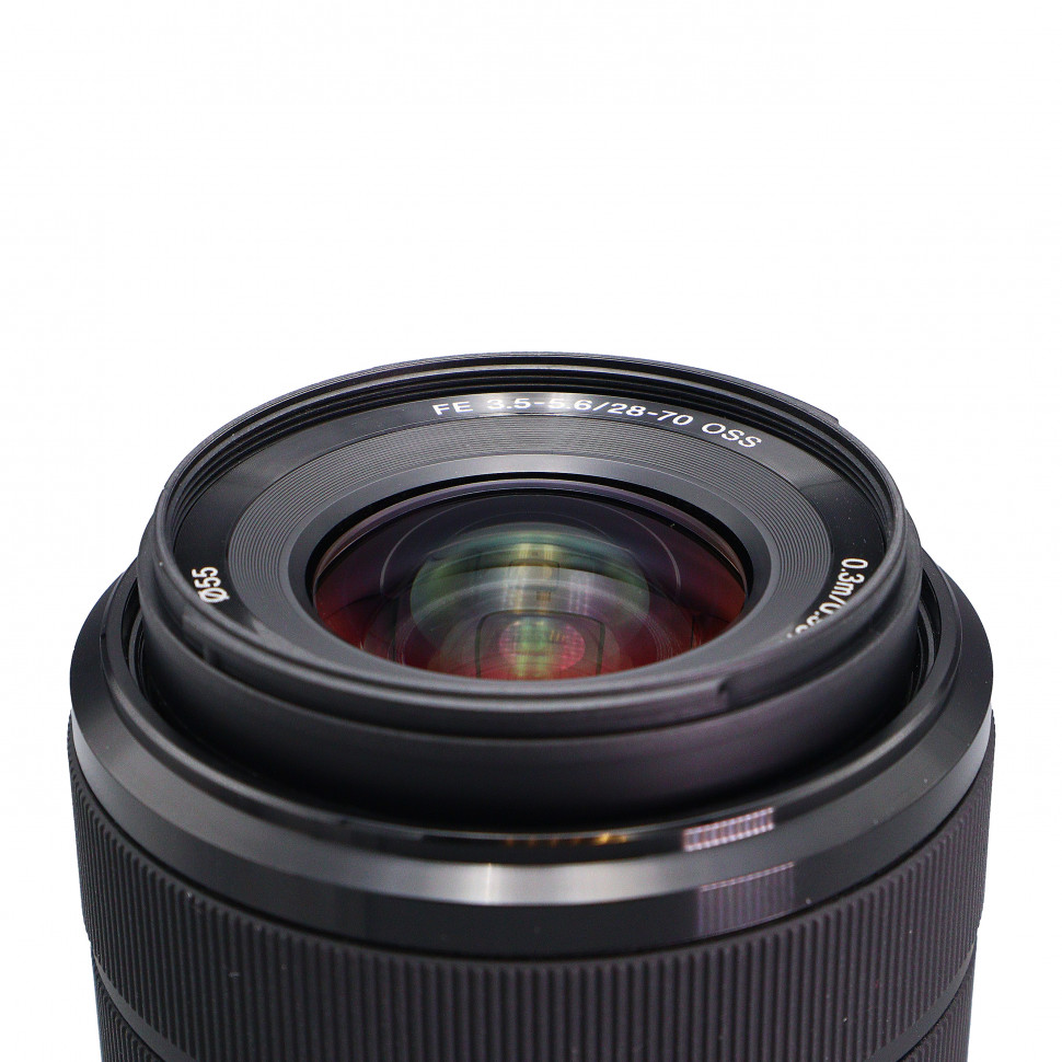 Sony FE 28-70mm f/3.5-5.6 OSS (Like new)