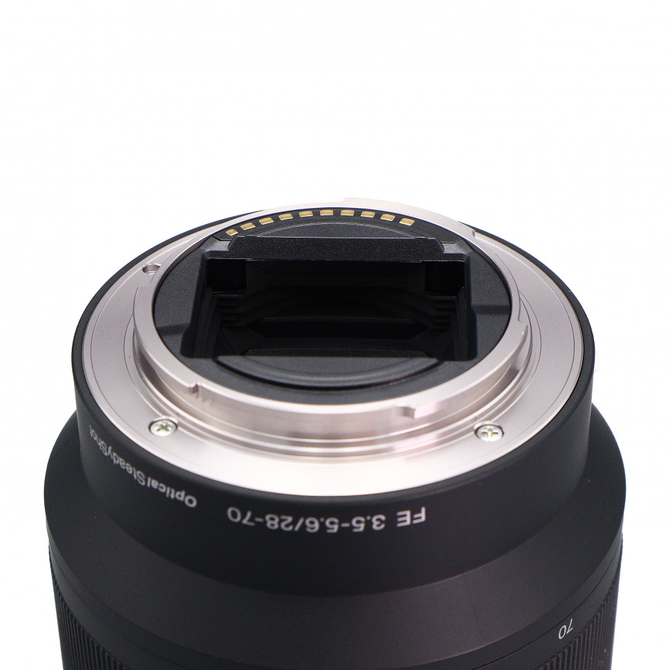Sony FE 28-70mm f/3.5-5.6 OSS (Like new)