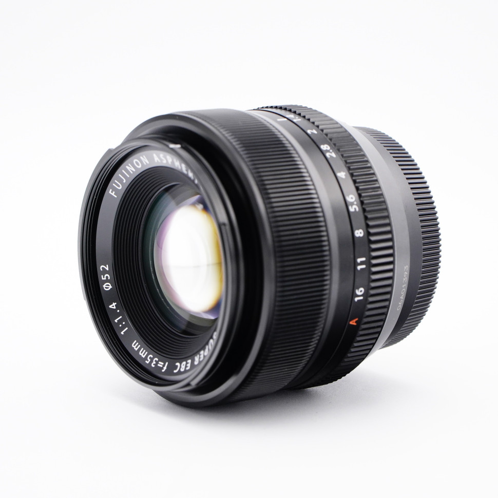Fujifilm XF 35mm f/1.4 R  (состояние 5-)