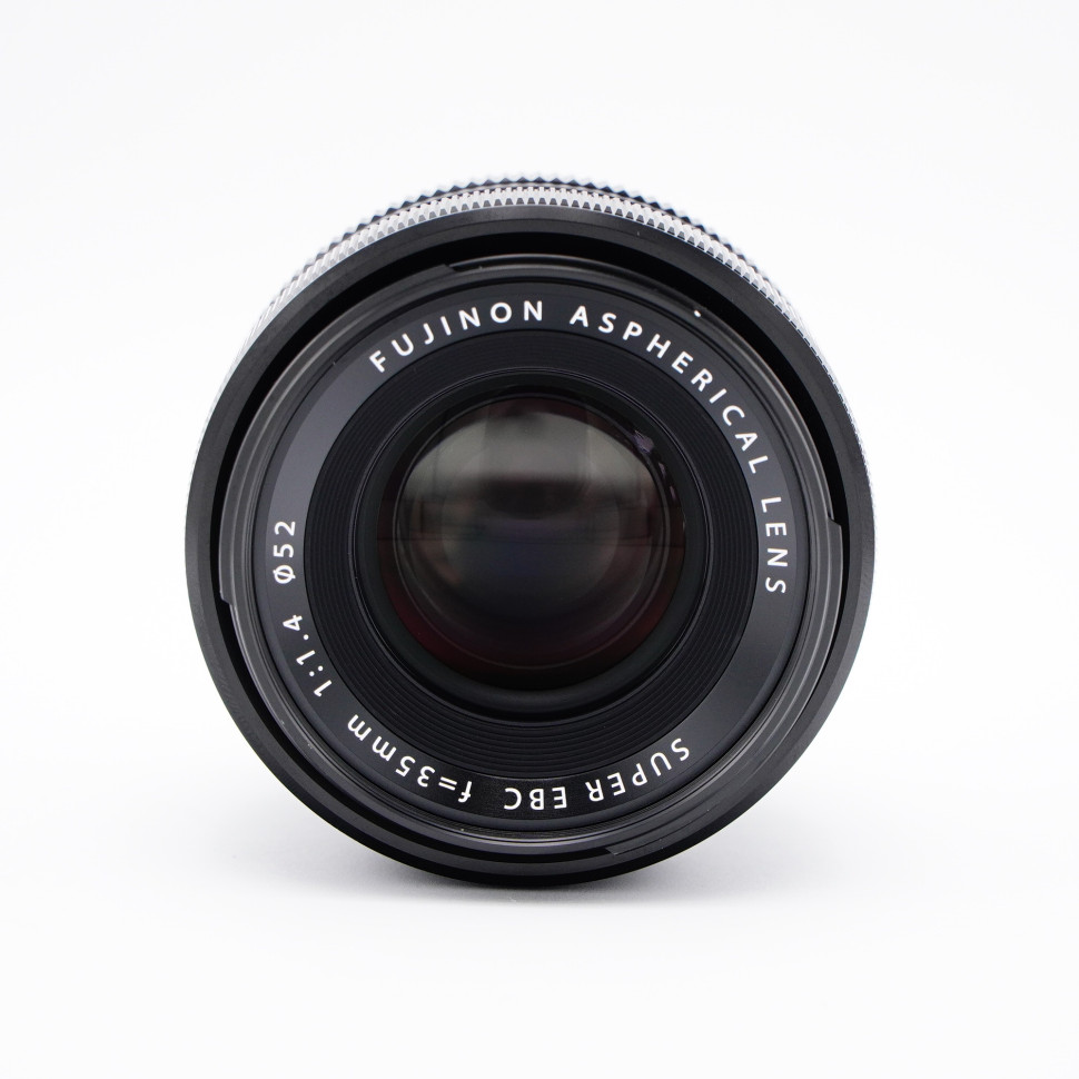 Fujifilm XF 35mm f/1.4 R  (состояние 5-)