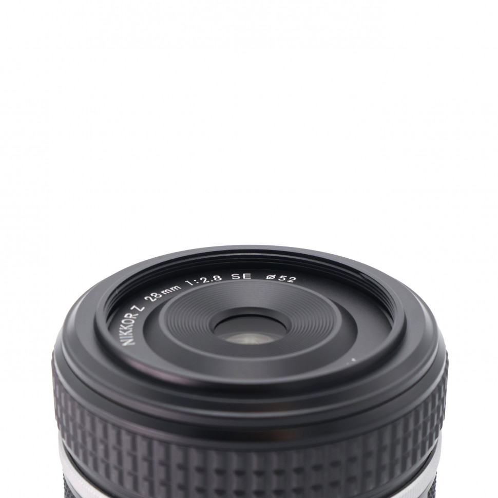 Nikon Nikkor Z 28mm f/2.8 SE (Like new)