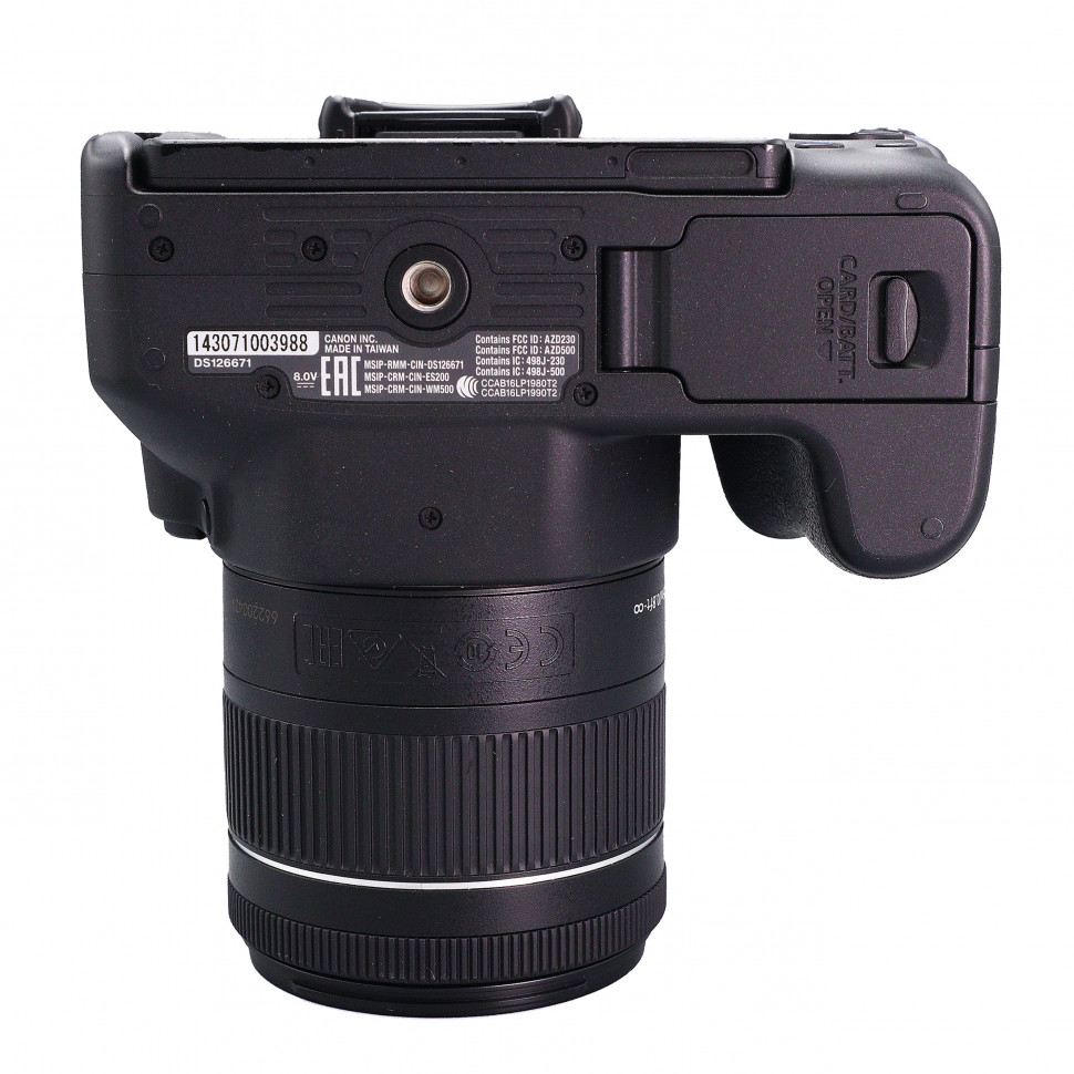 Canon EOS 200D kit 18-55mm (4200 кадров)