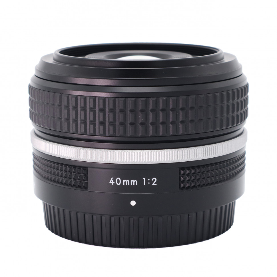 Nikon Nikkor Z 40mm f/2 SE (Like new)