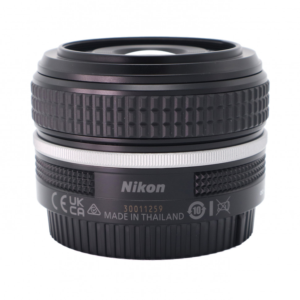 Nikon Nikkor Z 40mm f/2 SE (Like new)
