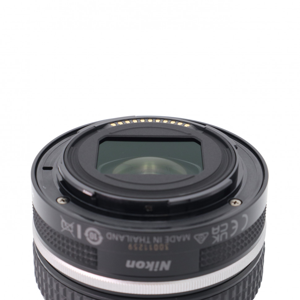 Nikon Nikkor Z 40mm f/2 SE (Like new)