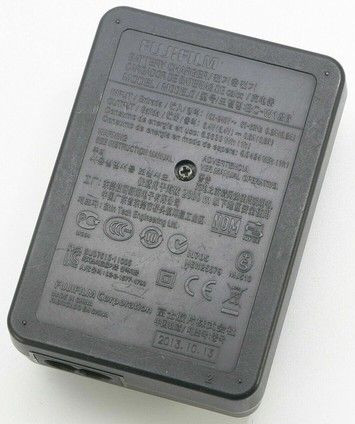 Зарядное устройство Fujifilm BC-W126 (состояние 5)