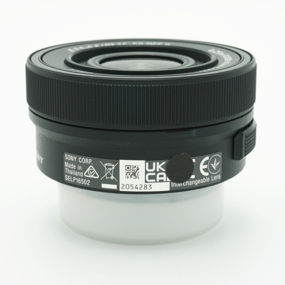Sony 16-50mm f/3.5-5.6 E OSS II  (like new)