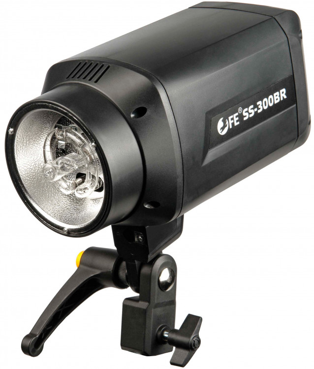 Студийная вспышка Falcon Eyes SS-300BR