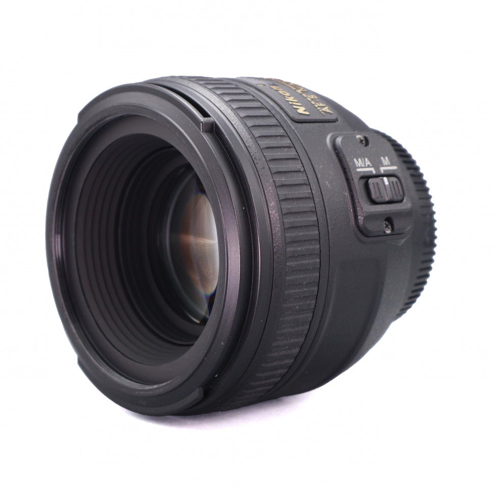Nikon AF-S 50mm f/1.4G  (состояние 5)