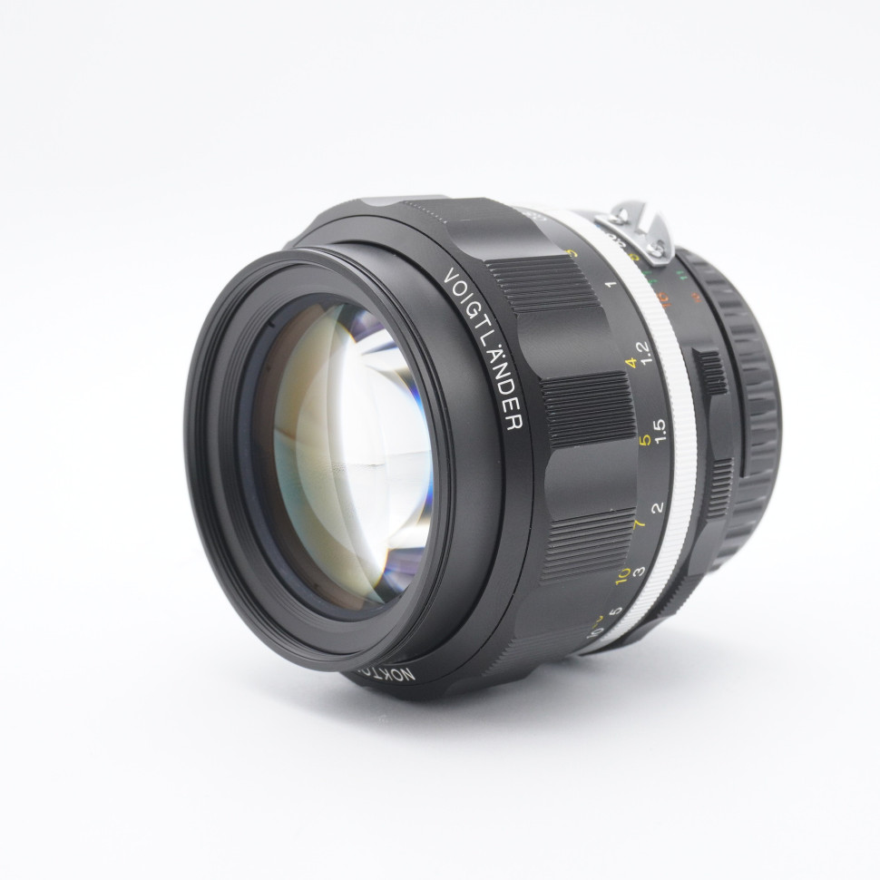 Voigtlander Nokton 58mm f/1.4 (состояние 5)