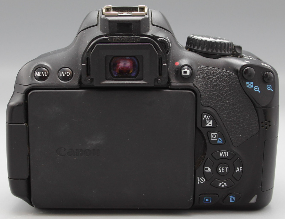 Canon EOS 650D (21.000 кадров)