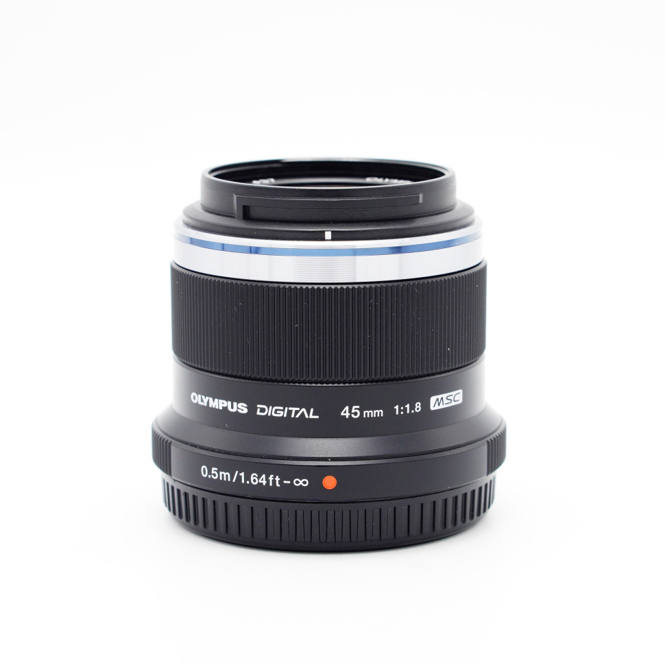 Olympus M.Zuiko Digital 45mm f/1.8 (состояние 5)