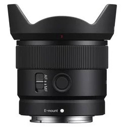 Sony E 11mm f/1.8 (SEL11F18)