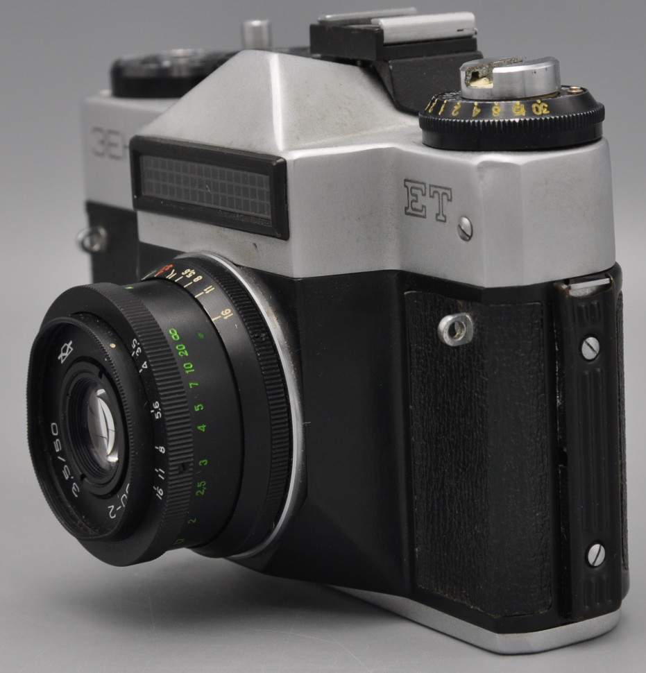 Зенит ЕТ + Индустар 50-2 f/3.5 М42