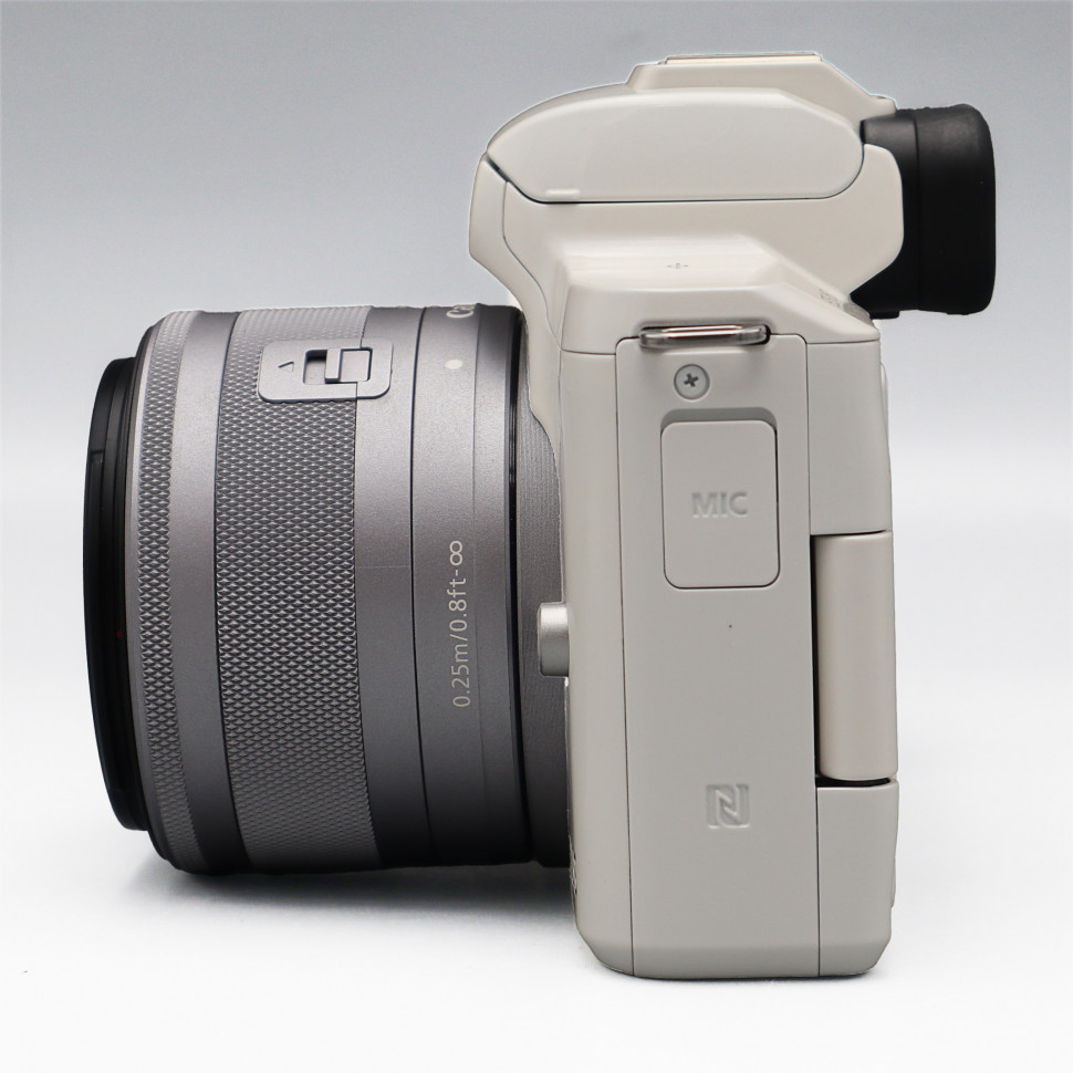 Canon EOS M50 Kit 15-45mm IS STM White(сост. 5)