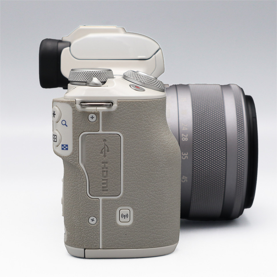 Canon EOS M50 Kit 15-45mm IS STM White(сост. 5)