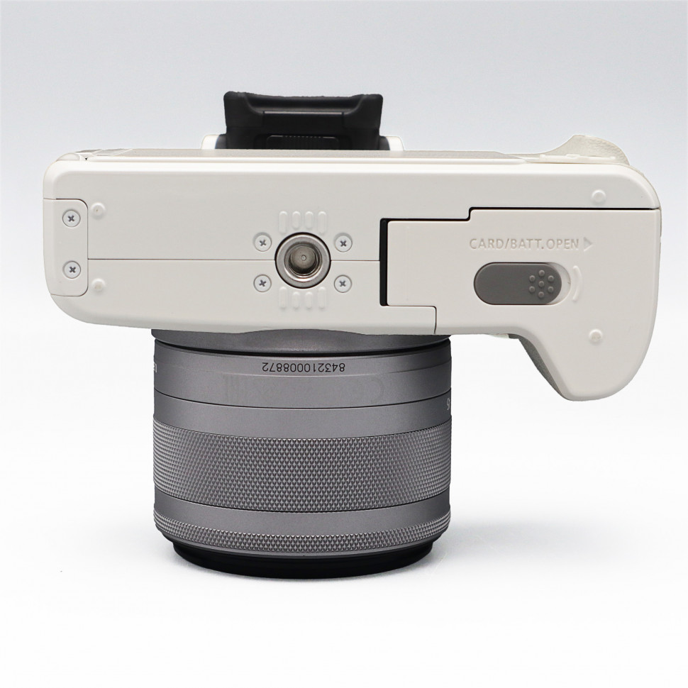 Canon EOS M50 Kit 15-45mm IS STM White(сост. 5)