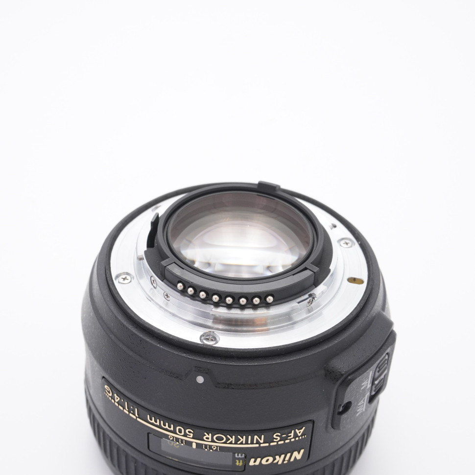 Nikon AF-S 50mm f/1.4G (состояние 5-)