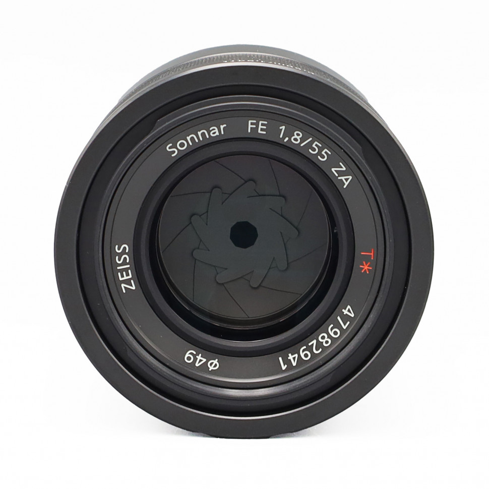 Sony Zeiss Sonnar T* FE 55mm f/1.8 ZA (Like new)