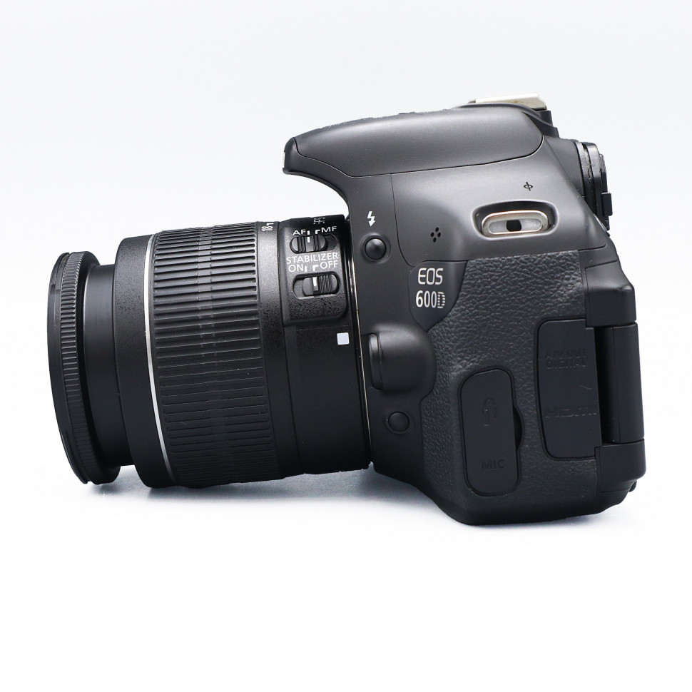 Canon EOS 600D kit 18-55mm IS II(25100 кадров)