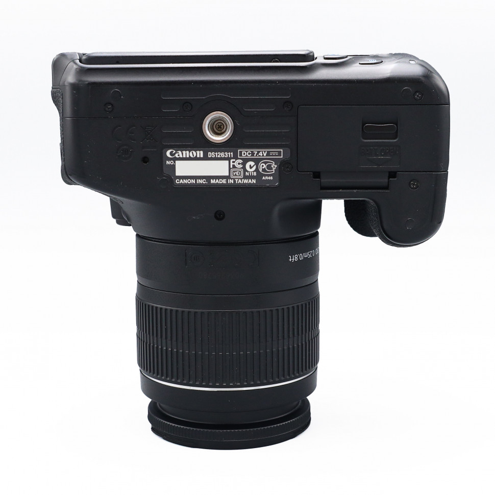 Canon EOS 600D kit 18-55mm IS II(25100 кадров)