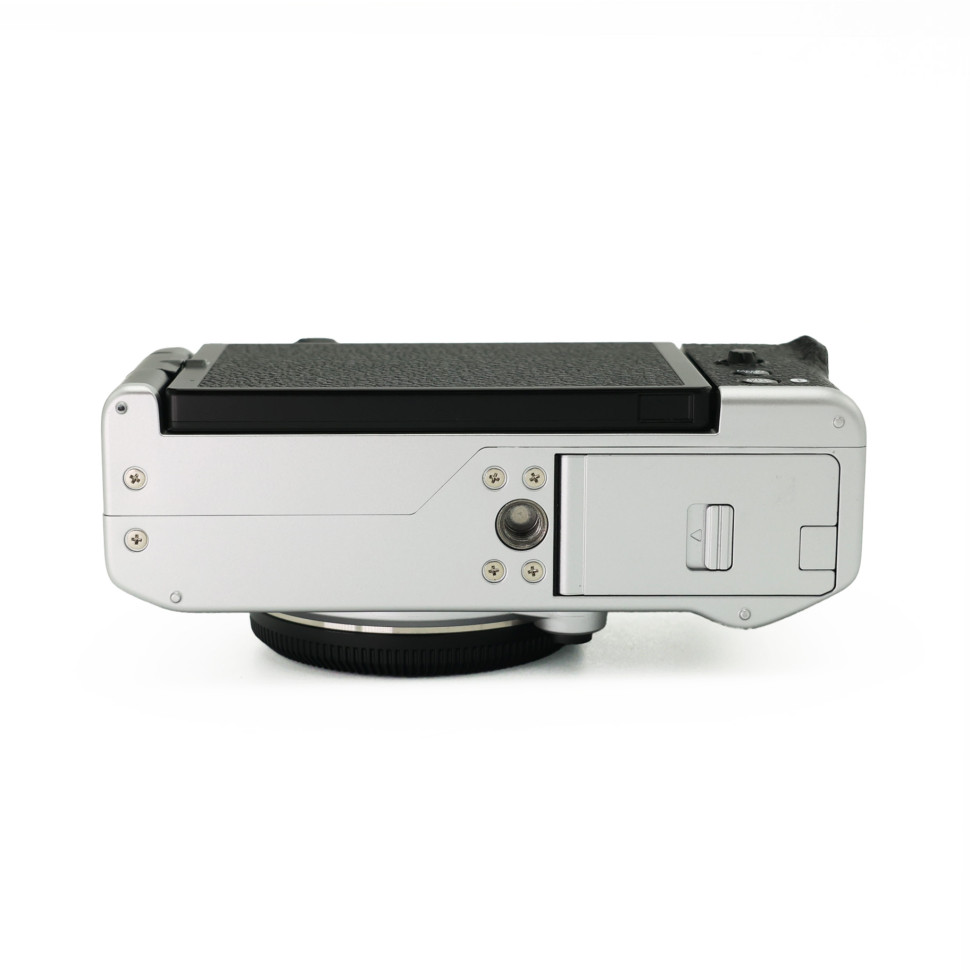 Fujifilm X-M5 body silver (состояние 5-)