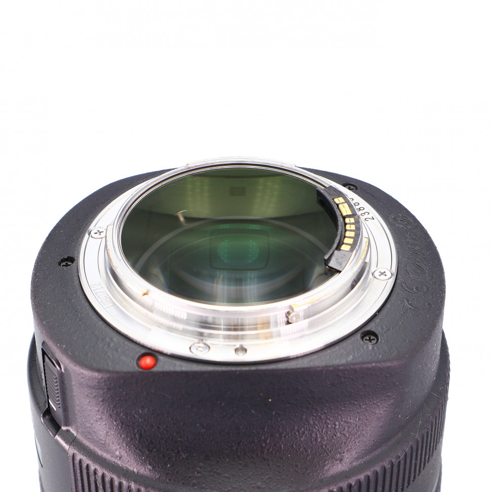 Canon EF 85mm f/1.2L II USM  (состояние 4)