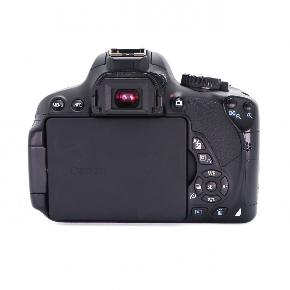 Canon EOS 650D body (19000 кадров)