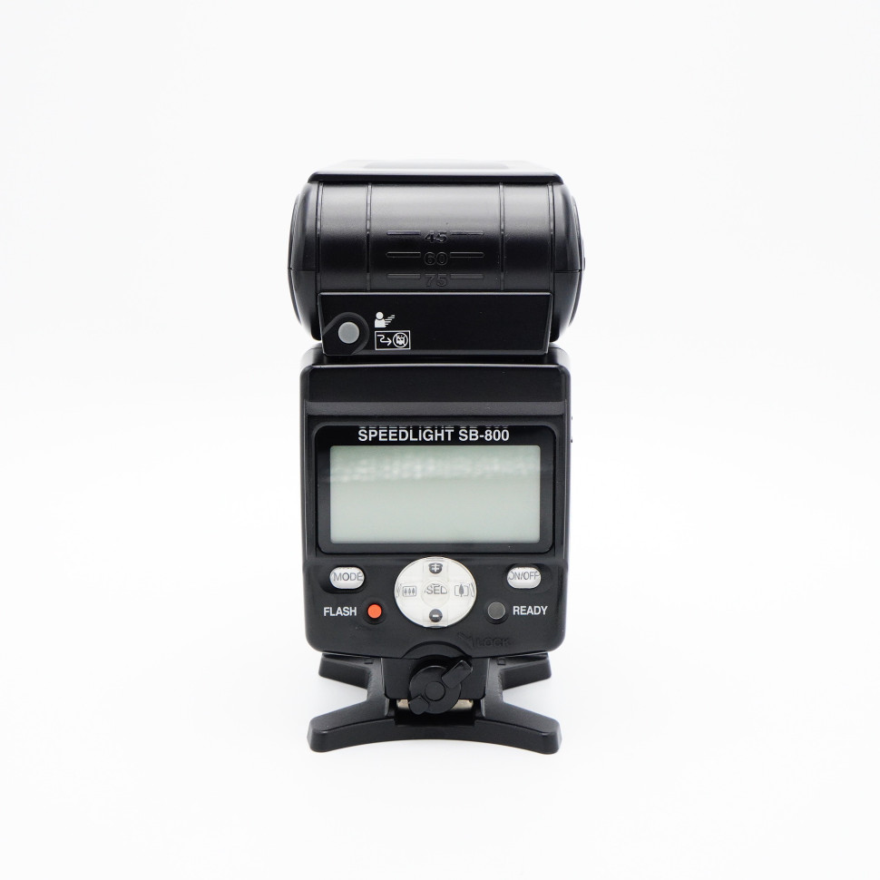 Nikon Speedlight SB-800  (состояние 4)