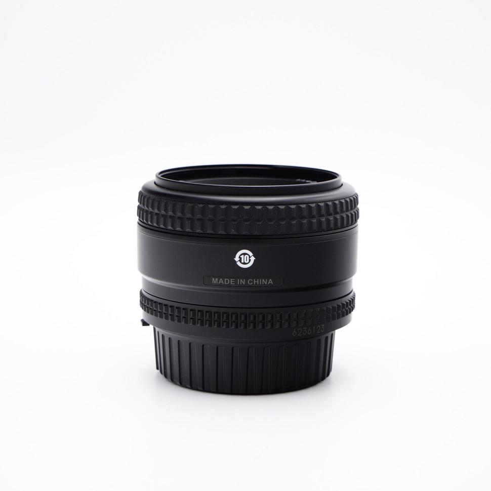 Nikon 50mm F/1.4D (состояние 5-)