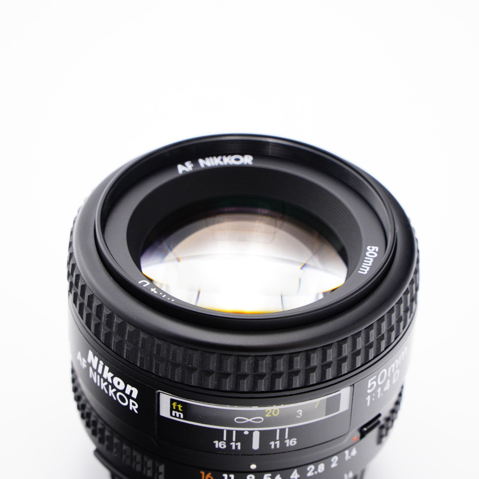 Nikon 50mm F/1.4D (состояние 5-)