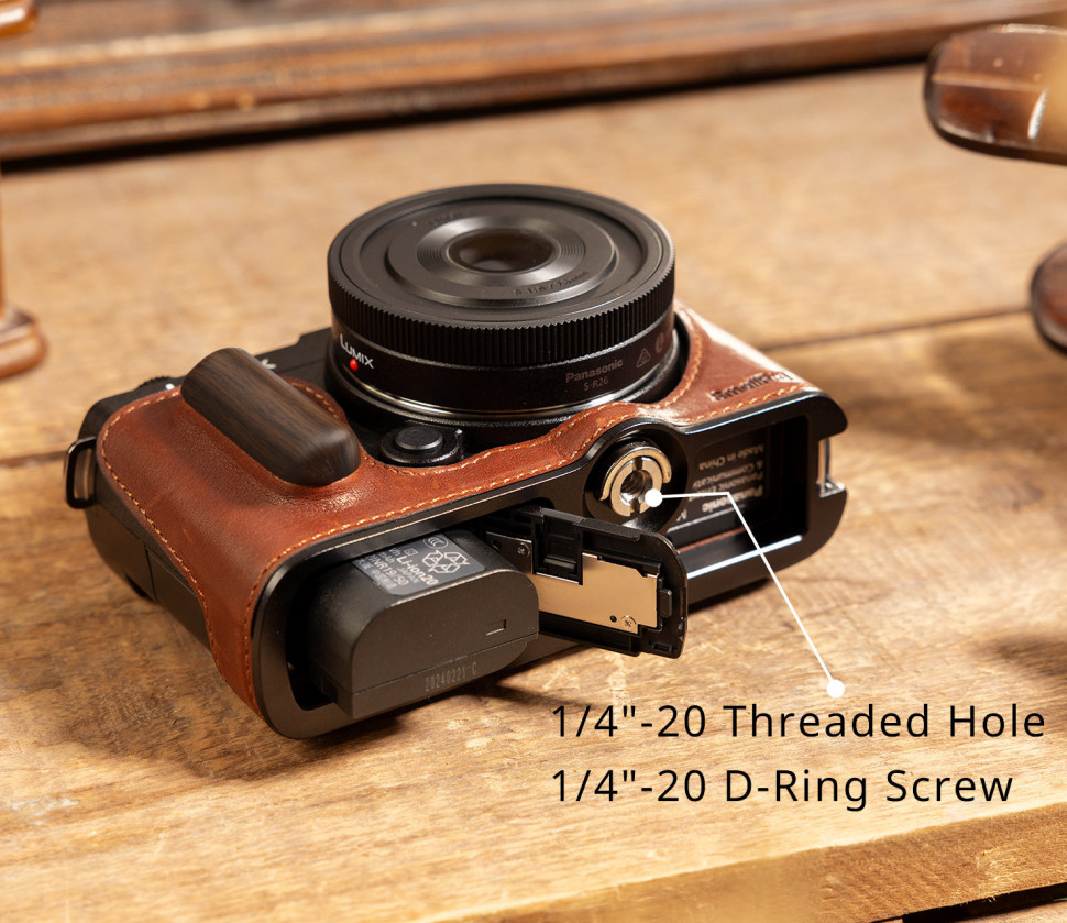 Чехол SmallRig 4703 Leather Half Case для Panasonic LUMIX S9
