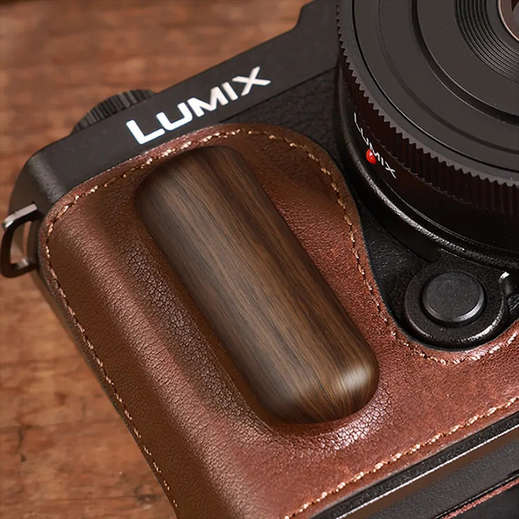 Чехол SmallRig 4703 Leather Half Case для Panasonic LUMIX S9