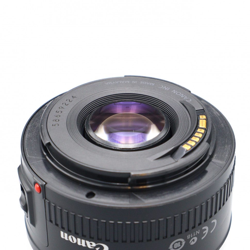 Canon EF 50mm f/1.8 II (состояние 4)