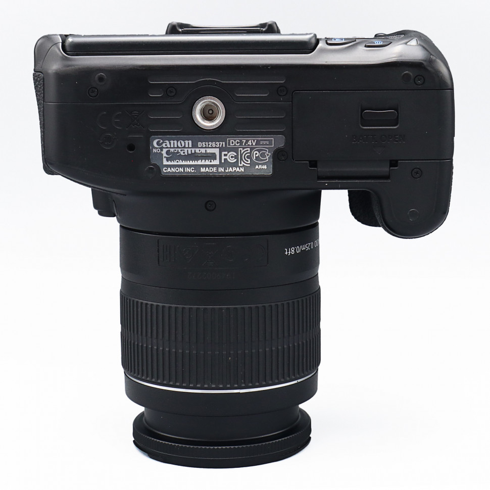 Canon EOS 650D Kit 18-55mm III (18000 кадров)