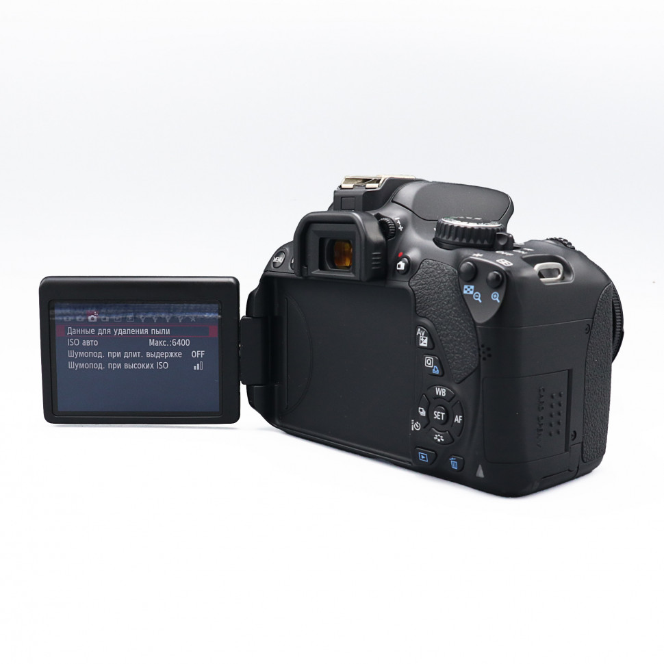 Canon EOS 650D Kit 18-55mm III (18000 кадров)
